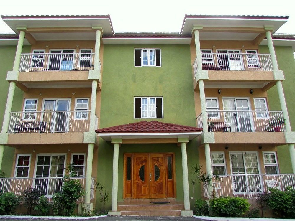 Centrally Located Guest Apartments Kingston Eksteriør bilde